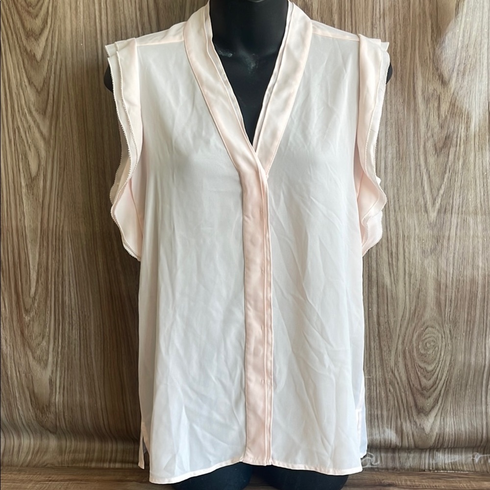 New with defects Elegant Light Peach Sleeveless Women's Top size S